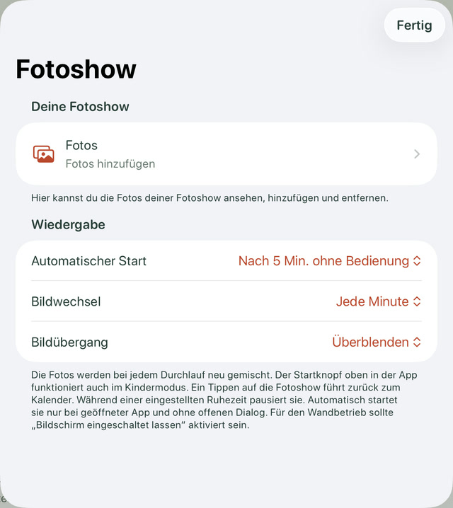 Fotoshow-Einstellungen mit Fotos, automatischem Start, Bildwechsel und Bildübergang.